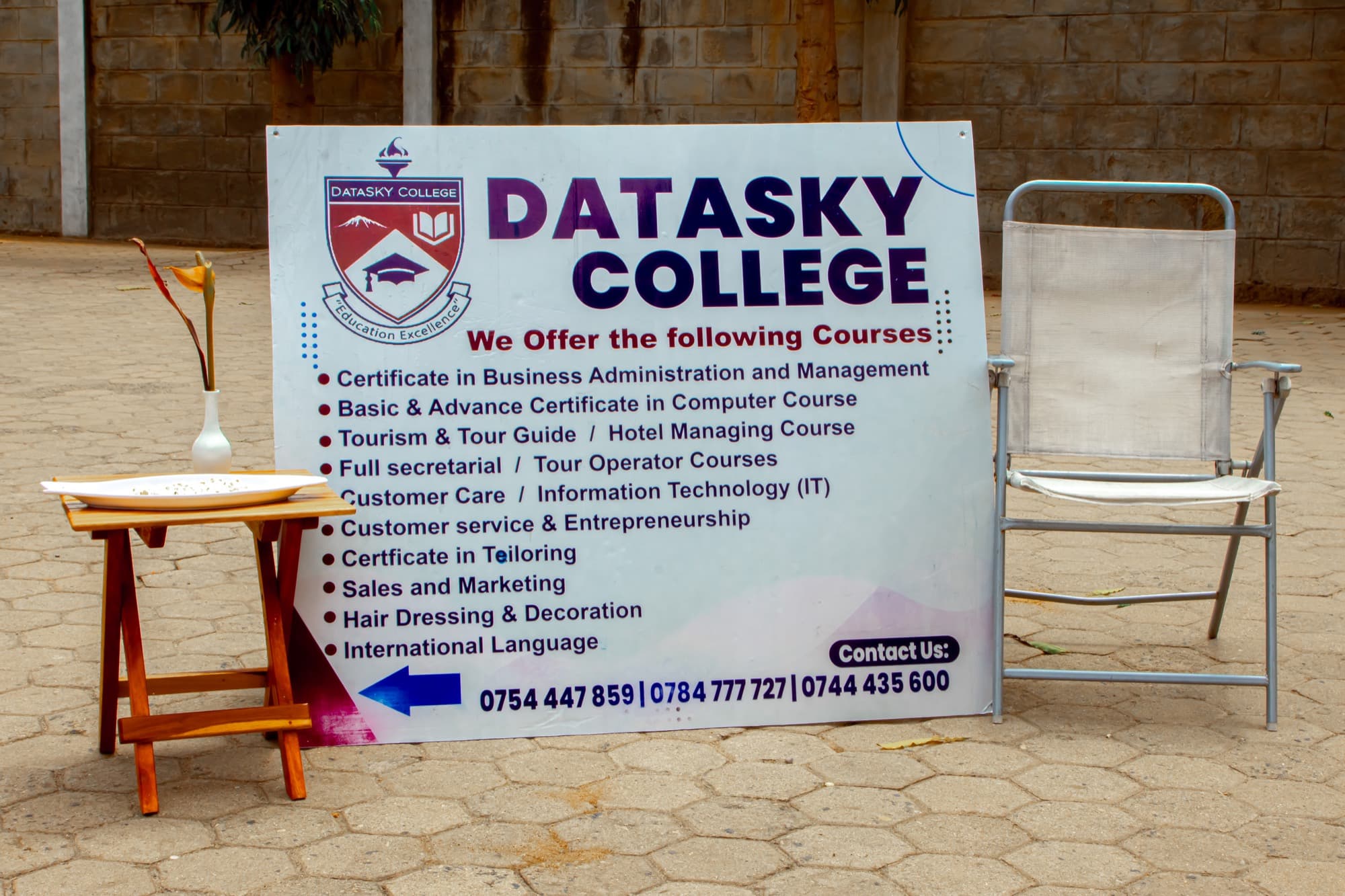 A Datasky College campus noticeboard